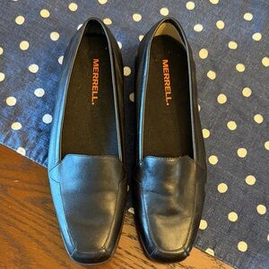 Merrell Women's Classic Black Flats